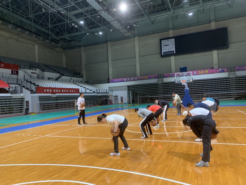 美记：若哈登进入交易市场，火箭和森林狼将是潜在追求者